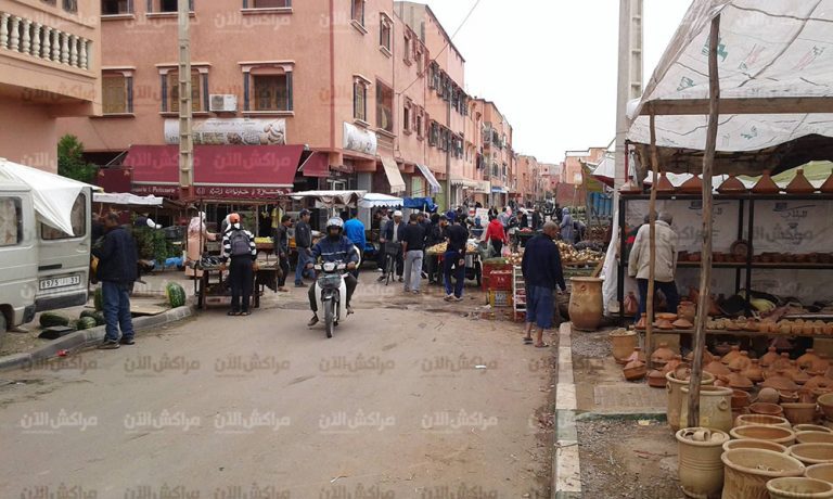 سكان حي امليل وساحة الحسن الثاني بقلعة السراغنة يشتكون استمرار احتلال الملك العمومي وتجاهل مطالبهم