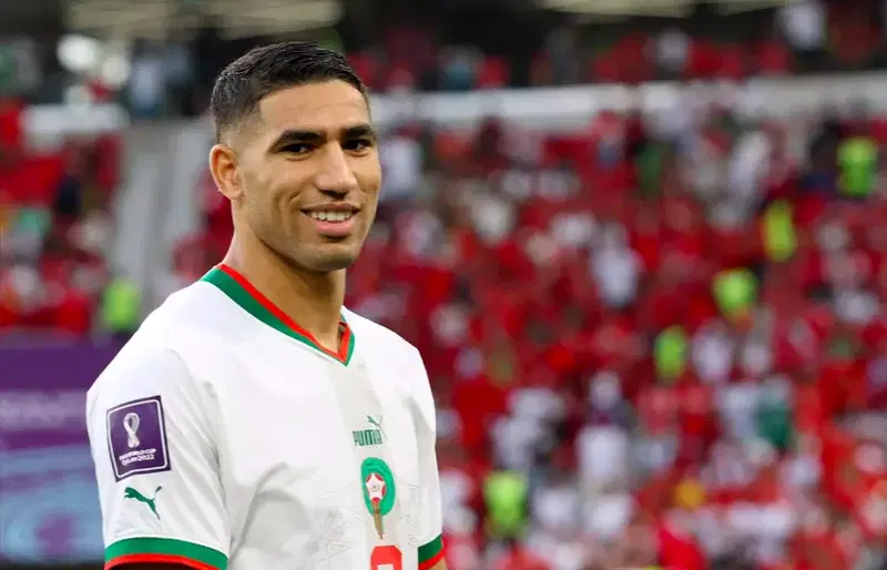 حكيمي يتفاعل مع فوز المغرب والبرتغال وإسبانيا بتنظيم كأس العالم 2030