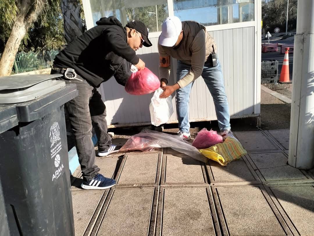 بالصور.. عناصر الشرطة القضائية تحجز لحوم مجهولة المصدر بمدخل مدينة الصويرة