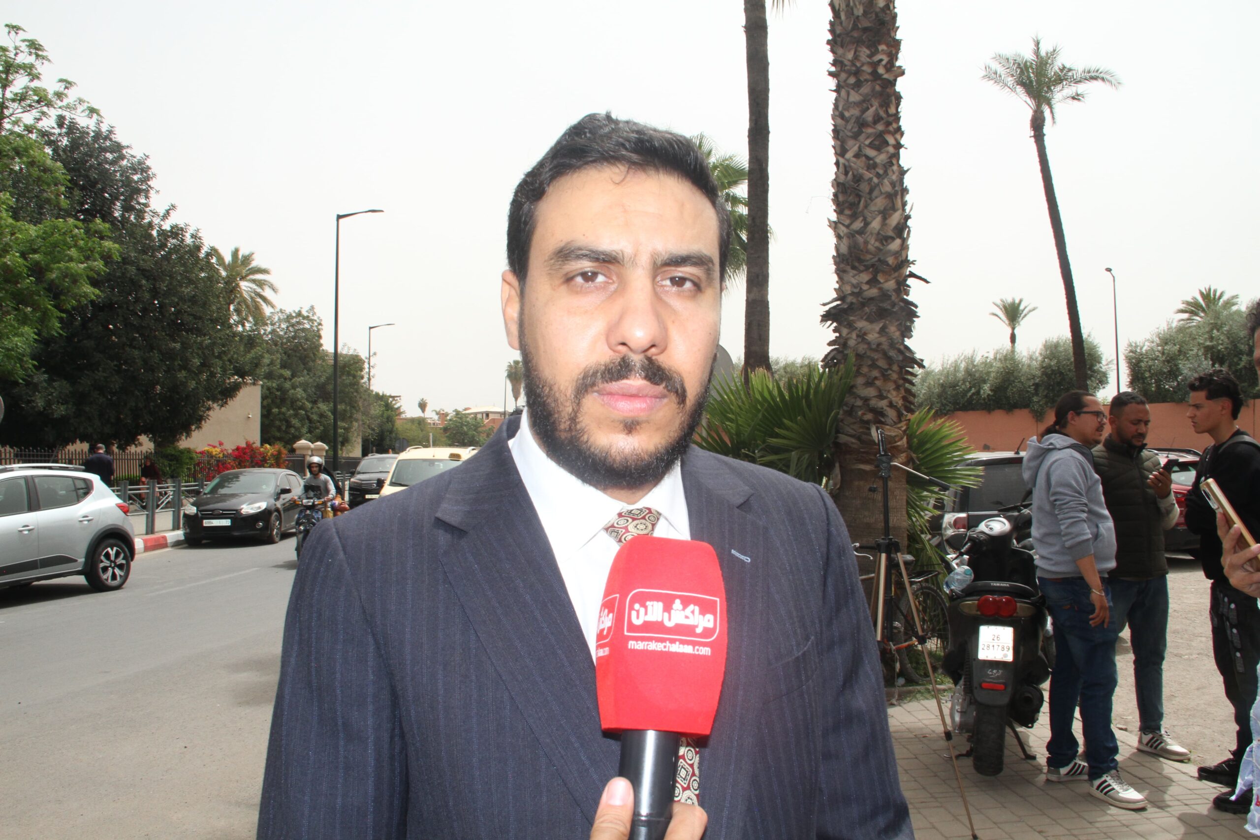 بالفيديو.. محامي المتهمة في قضية التلميذة “سلمى” بمراكش يفجر معطيات مثيرة ويتهم “أيادي خفية” بالسعي لتعويض جديد